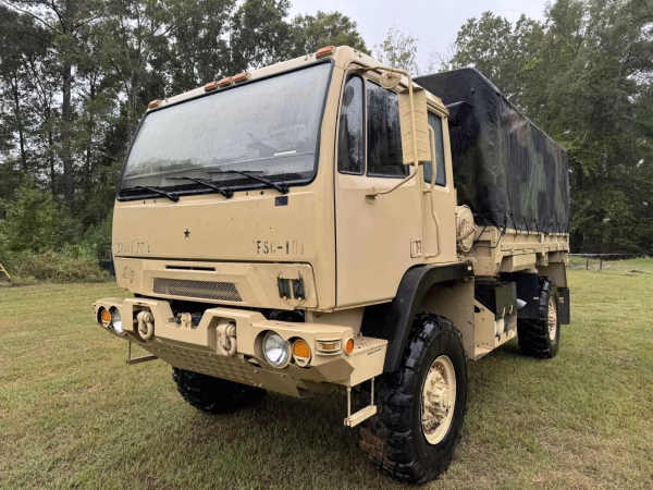 Stewart & Stevenson M1078A1R LMTV 2006
